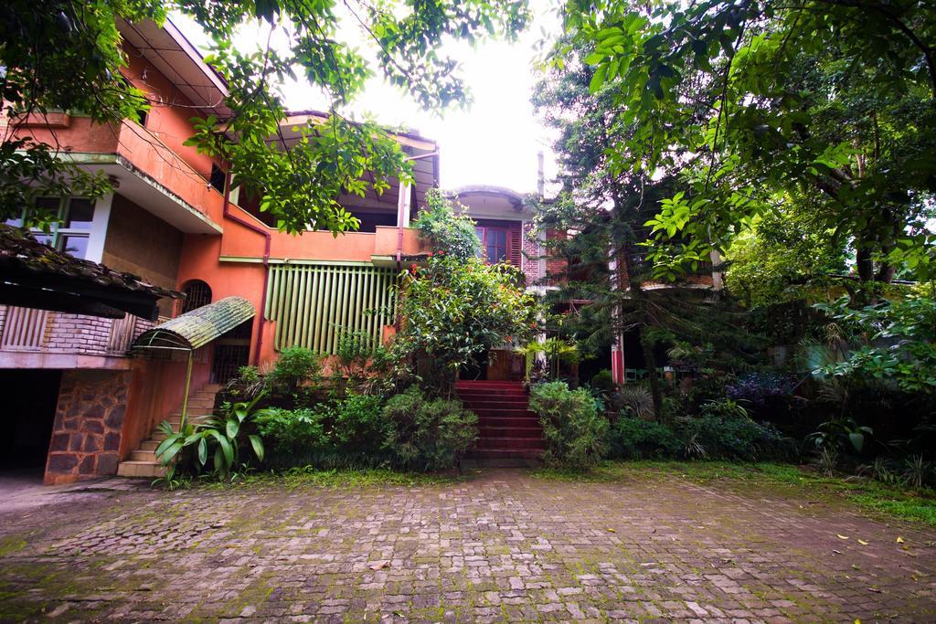 Hotel Gem Land Ratnapura Luaran gambar