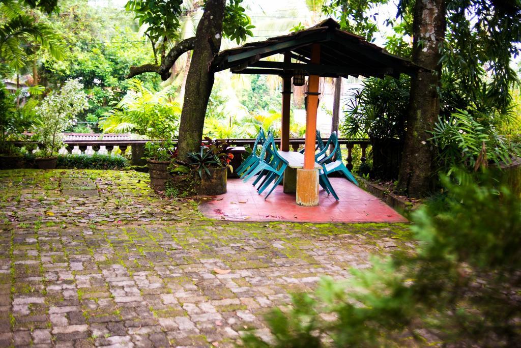 Hotel Gem Land Ratnapura Luaran gambar