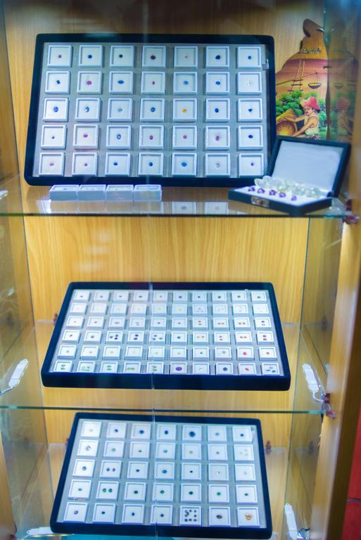 Hotel Gem Land Ratnapura Luaran gambar