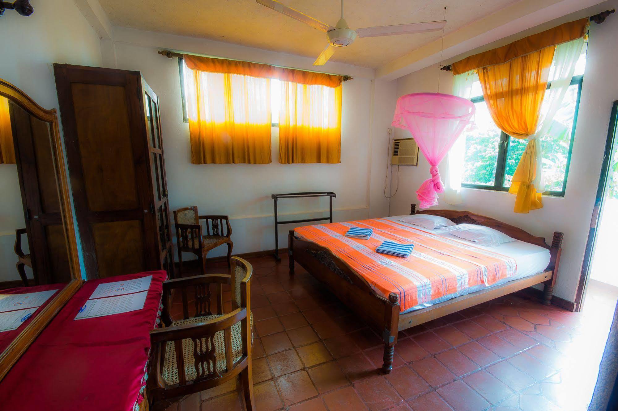 Hotel Gem Land Ratnapura Luaran gambar