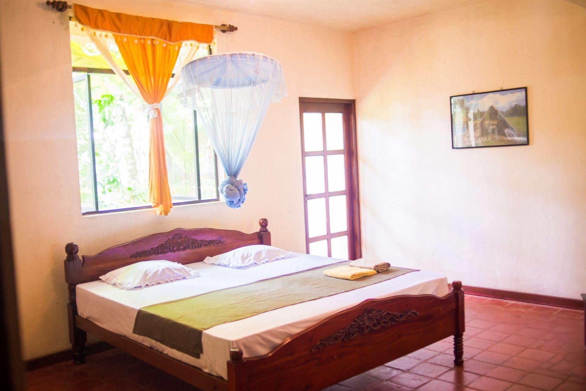 Hotel Gem Land Ratnapura Luaran gambar